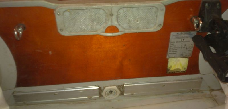 inside1.jpg